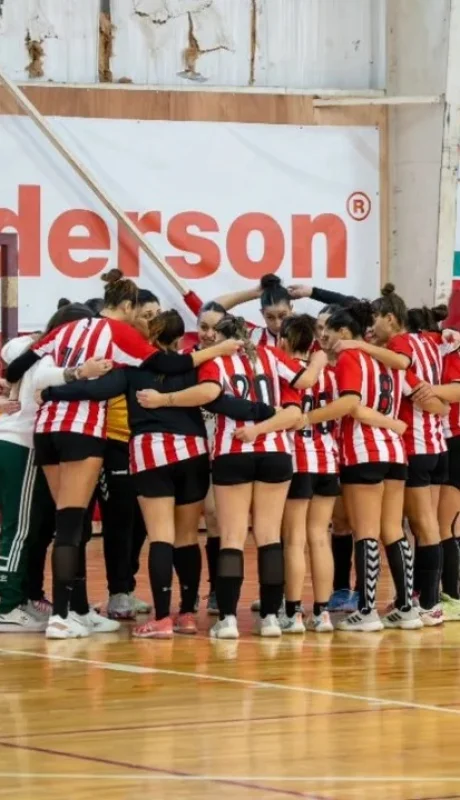 Las jugadores de Estudiantes denunciaron esta violación a su intimidad