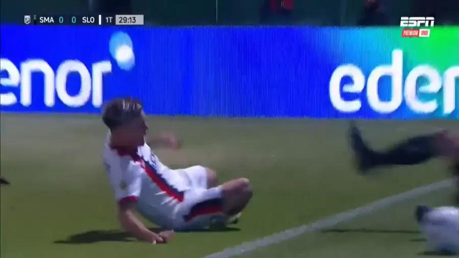 El momento de la lesión de Reali en San Juan