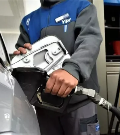 Combustible con descuento: los bancos que te hacen ahorrar