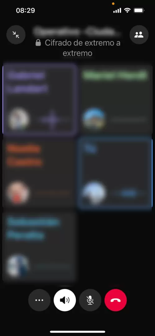 Así se ve el chat grupal, si le dan click al botón "Unirse". Arranca una conversación simultánea entre todos los miembros del grupo que hayan aceptado