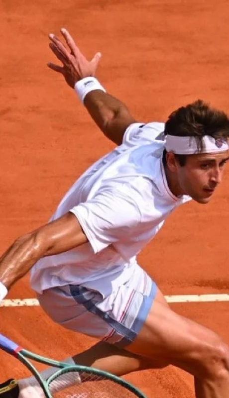 Tomas Etcheverry arrancó con pie derecho en Montecarlo