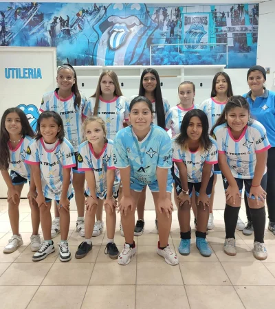 El plantel del Boli y su profesora Ivana Irusta