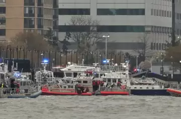 Un helicóptero se desplomó en el río Hudson con 6 pasajeros