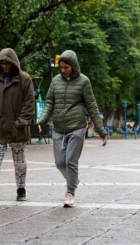 El ingreso de un nuevo frente frío hoy martes marcará un descenso de las temperaturas en provincias como Mendoza.