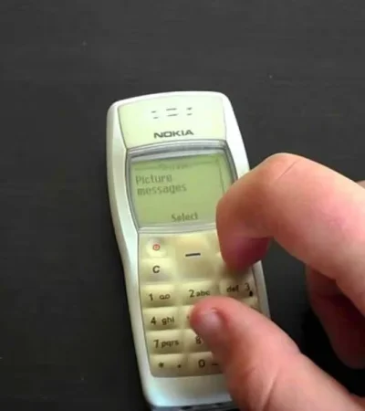 Salió a la venta en 2003. Al día de hoy, muchos de ellos siguen funcionando.