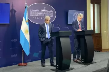 El lunes se levanta el cepo cambiario con un dólar a 1400 como tope