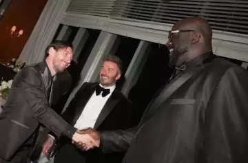 Beckam sopló las velitas entre Messi y Shaquille O'Neal