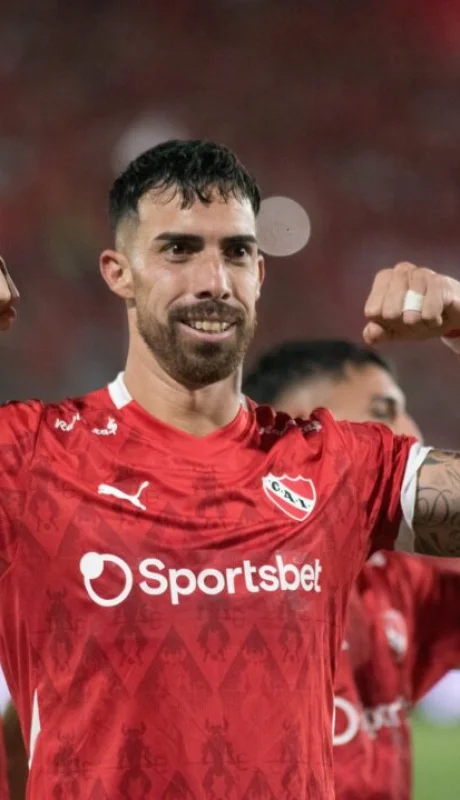 El festejo de Gabriel Avalos, autor de dos tantos.