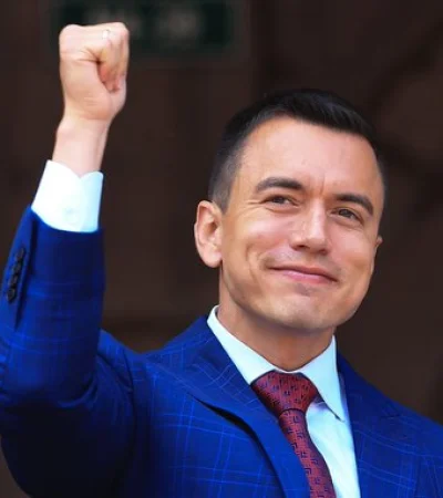 Noboa se acerca a su reelección