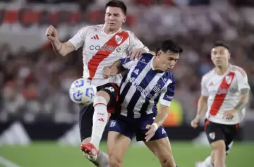 River rescató un agónico empate ante Talleres y la gente silbó al equipo