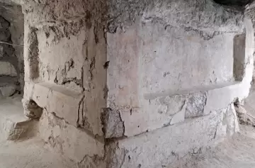 Hallan altar con restos humanos que revela presencia de Teotihuacán en el corazón del mundo maya