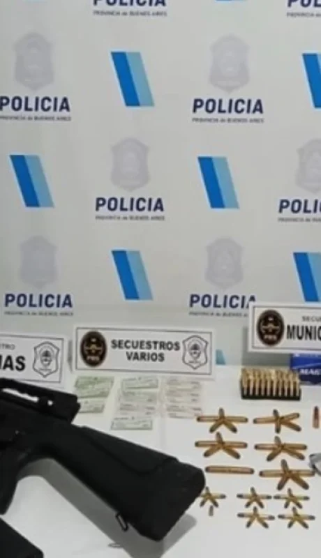 El arsenal incautado al acusado de haber atropellado y matado al menor.