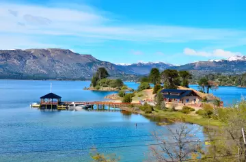Lago Moquehue, el paraíso escondido de la Patagonia que no vas a querer dejar jamás