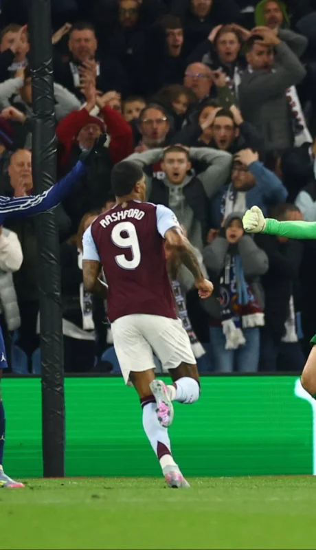 El PSG eliminó a Aston Villa rasguñando