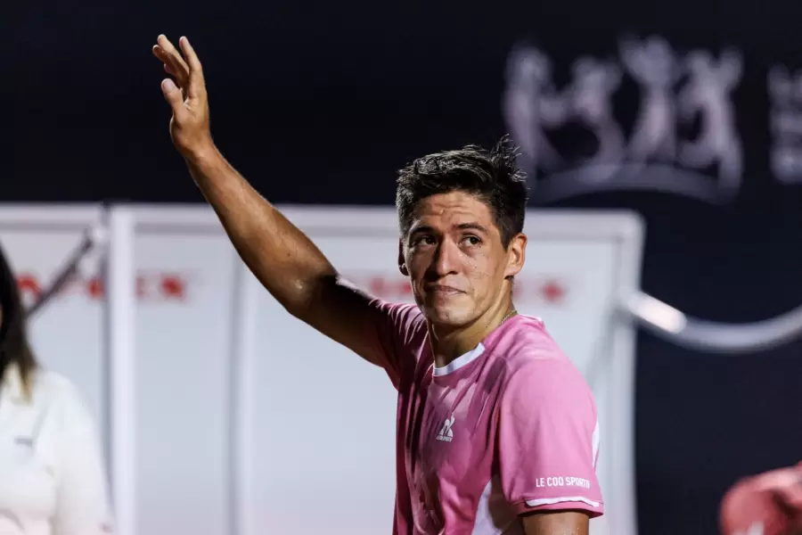 Sebastián Báez logró un gran triunfo en Barcelona