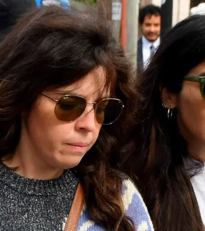 Dalma y Giannina, las hijas del fallecido astro argentino.