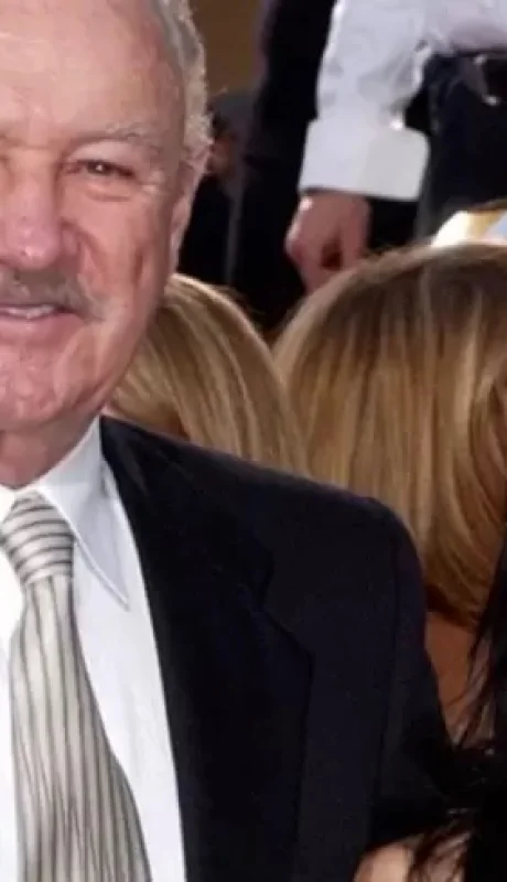 Gene Hackman y Betsy Arakawa.