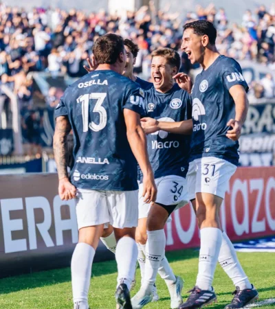 La Lepra sigue en camino en la Copa Argentina.