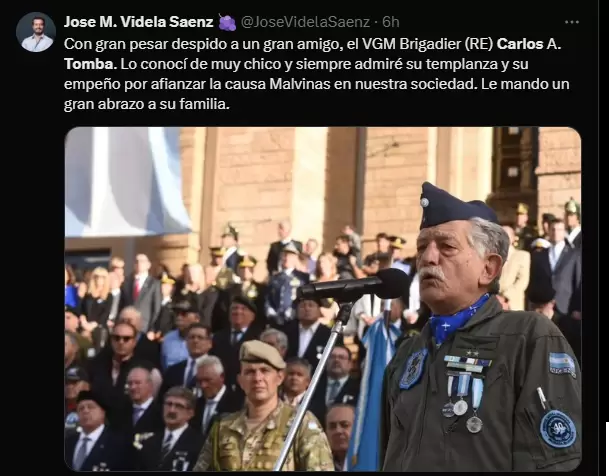 Homenaje a Carlos Tomba