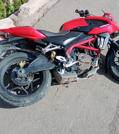 La motocicleta contaba con un pedido de secuestro por hurto agravado.