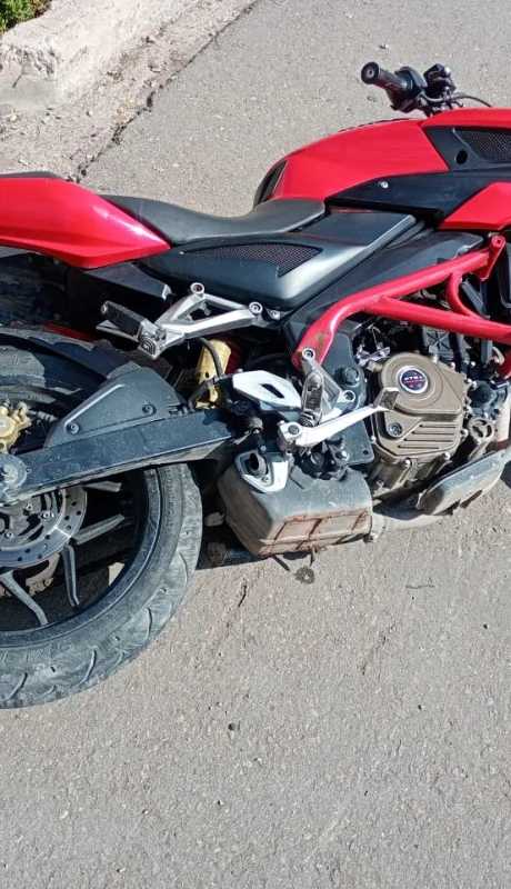 La motocicleta contaba con un pedido de secuestro por hurto agravado.