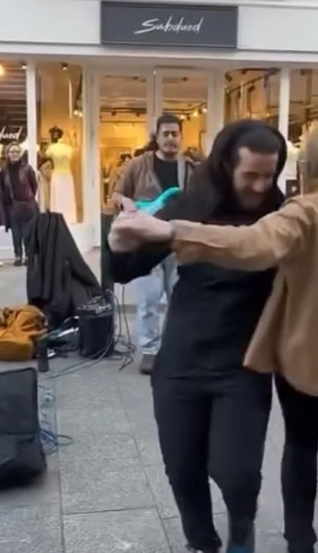 En Irlanda suenan himnos populares y se celebra la identidad nacional a puro ritmo.