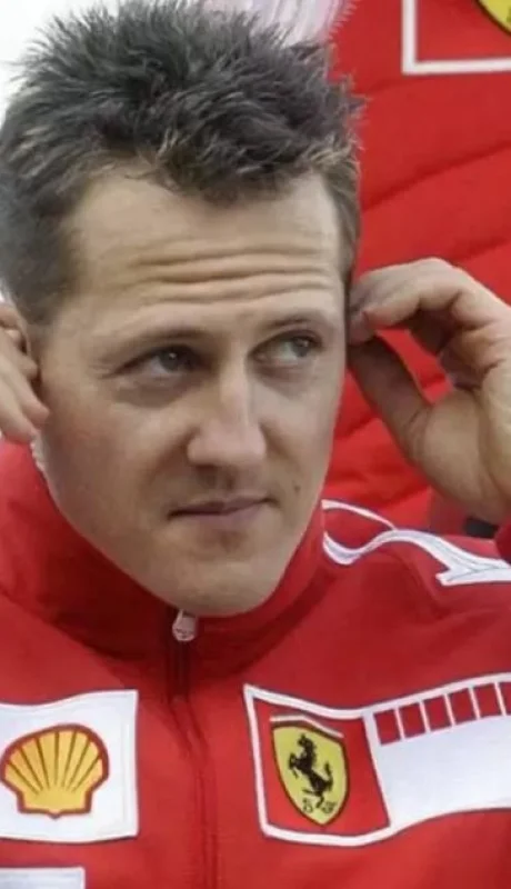 Revelan detalles sobre la vida de Michael Schumacher.