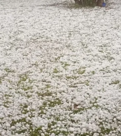Videos del granizo en Buenos Aires: calles blancas y vecinos sorprendidos
