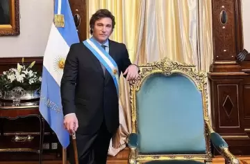 Revelador: ¿cómo viste Javier Milei cuando trabaja en Olivos?