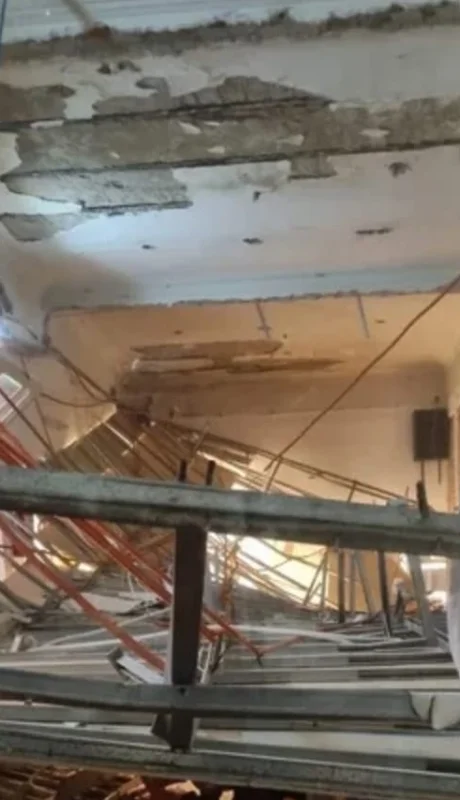 Tras el derrumbe, por milagro no hubo personas heridas,  ni atrapadas.