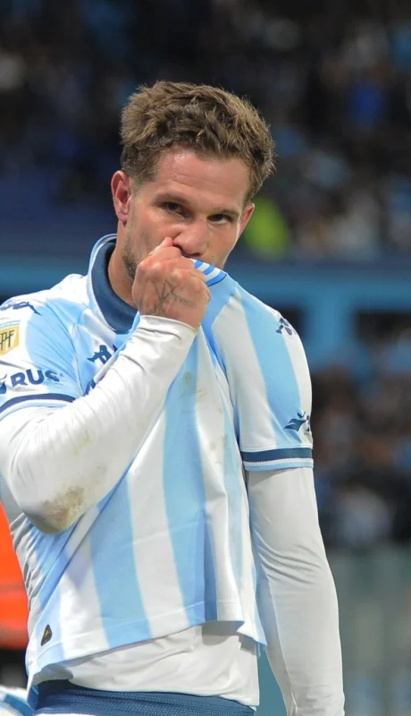 Zuculini y el gol de la victoria para Racing.