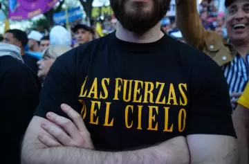 Cumbres borrascosas. Logros alcanzados que se festejan con malos tratos