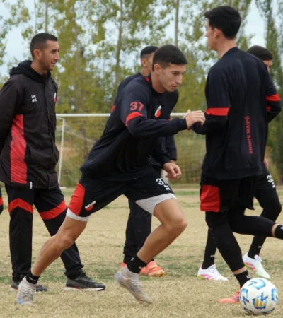Maipú visita a Los Andes, en Lomas de Zamora y busca ganar fuera de su casa