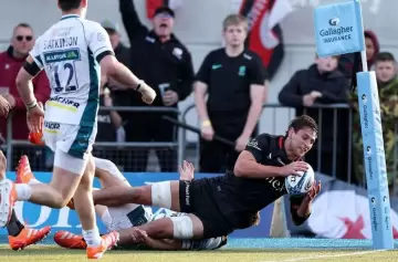 Juan Martín González fabricó un gran try para Saracens ante Gloucester