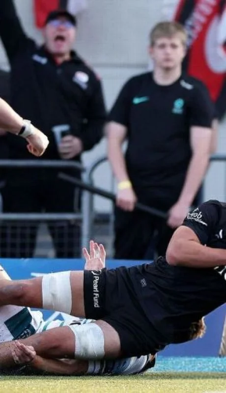 Juan Martín González fabricó un gran try para Saracens ante Gloucester