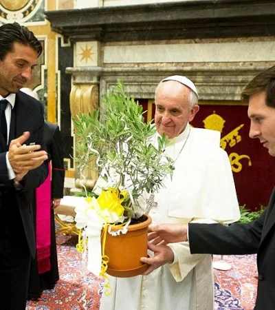 Lionel Messi despidió al Papa Francisco.