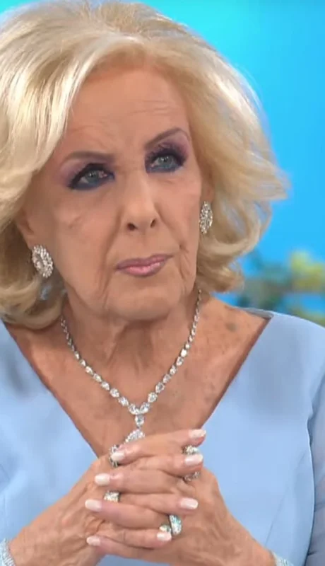 Mirtha Legrand vio pasar 8 papas.