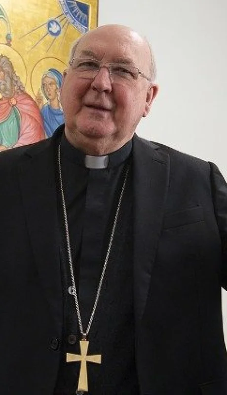 Kevin Farrell es, por el momento, el hombre fuerte del Vaticano.