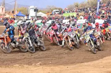 El rugir de los motores despierta el campeonato cuyano de Motocross en El Carrizal