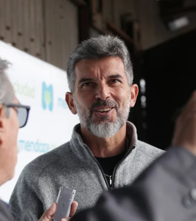 Intendente de la Ciudad de Mendoza Ulpiano Suarez.