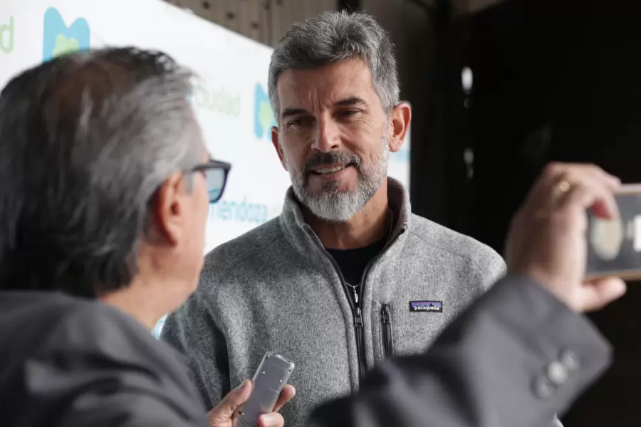 Intendente de la Ciudad de Mendoza, Ulpiano Suarez.