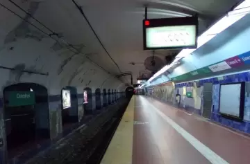 Un legado en los rieles: proponen llamar "Catedral-Papa Francisco" a la terminal de la Línea D