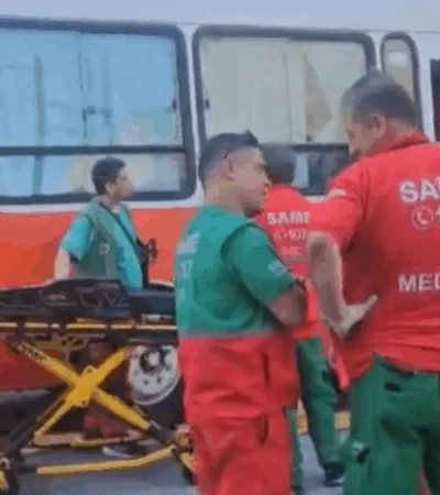 Un micro escolar impactó contra un camión y dejó 14 niños heridos