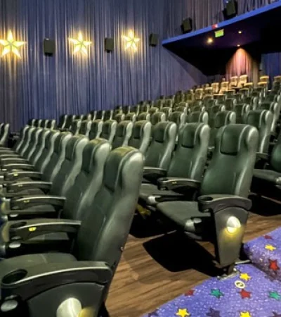 Horror en el cine: detuvieron a un hombre por abusar de una niña