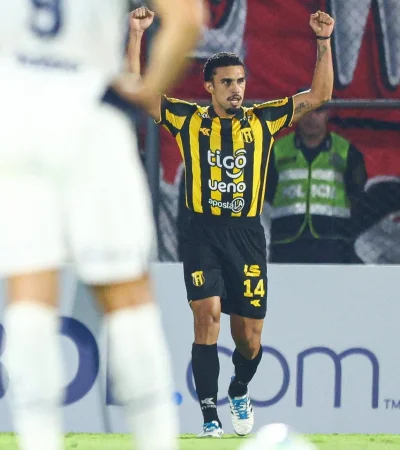 Guaraní quedó como líder de la zona del Rojo