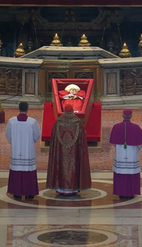 El papa Francisco en la Basílica de San Pedro.