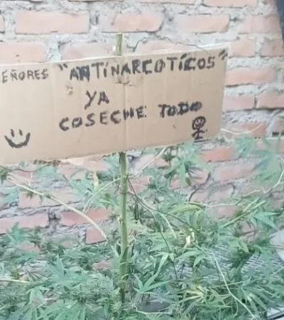 El cartel que le dejaron a las fuerzas de seguridad.