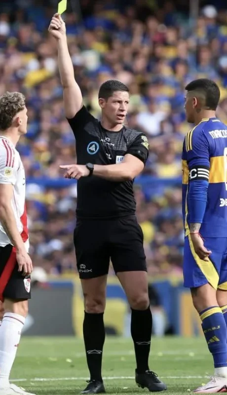 Nicolás Ramírez en ocasión de un Boca vs River