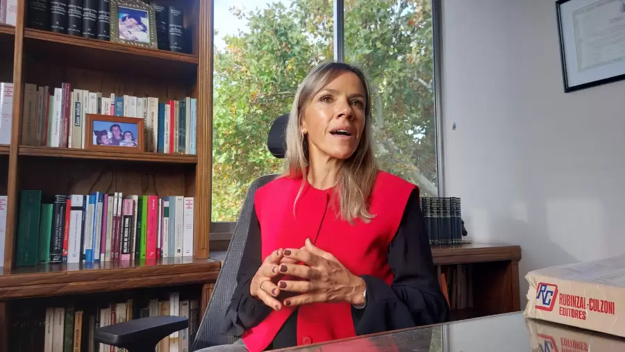 Abogada Laura Cannizzaro del Estudio  Aguinaga y Asociados.