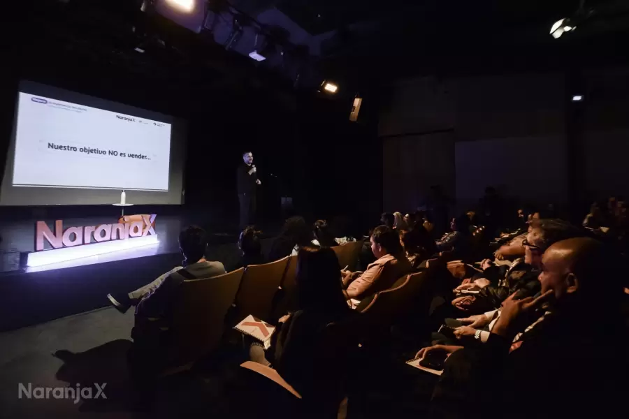 Naranja X - Nave Cultural